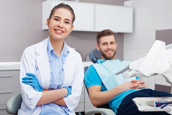 Tips From A Family Dentist: How To Recover Fast After Tooth Extraction