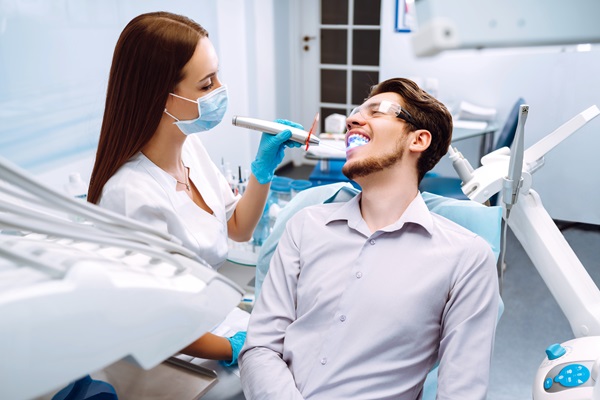 See A Laser Dentist For A Painless Treatment